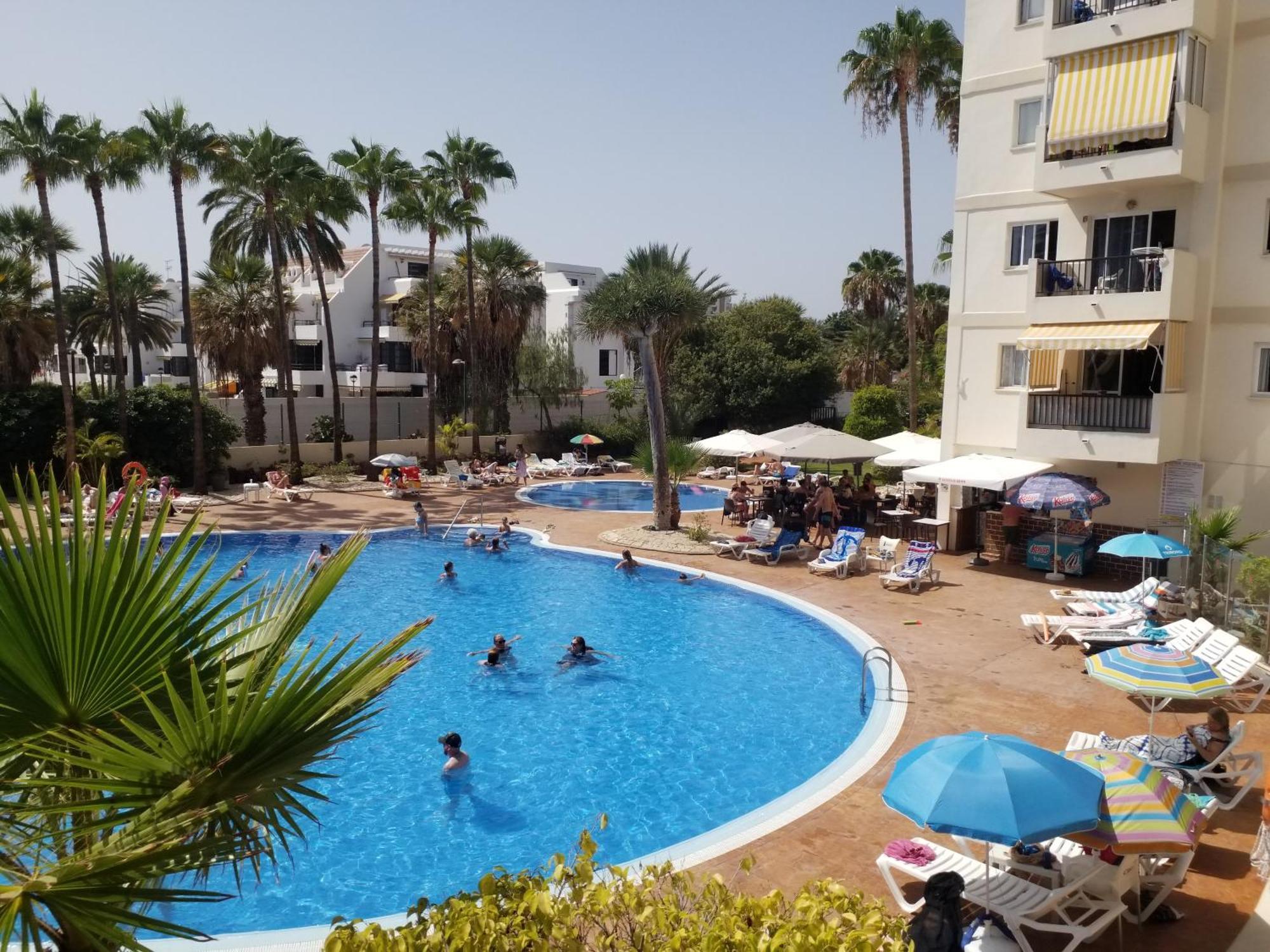 Lovely 1-bedroom apartment with a big terrace, Las Americas, Tenerife Arona  Buitenkant foto